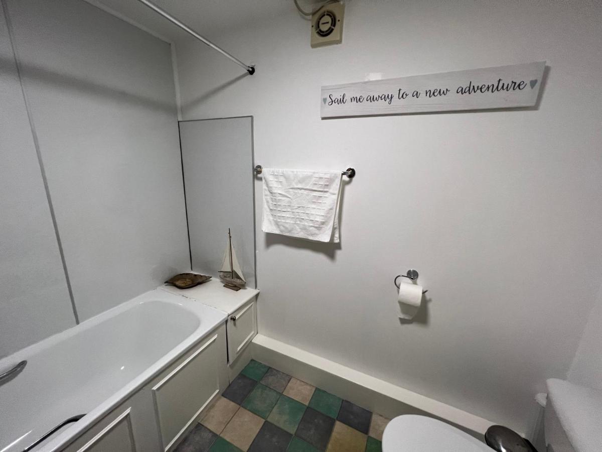 Anchor Hotel Johnshaven Eksteriør billede